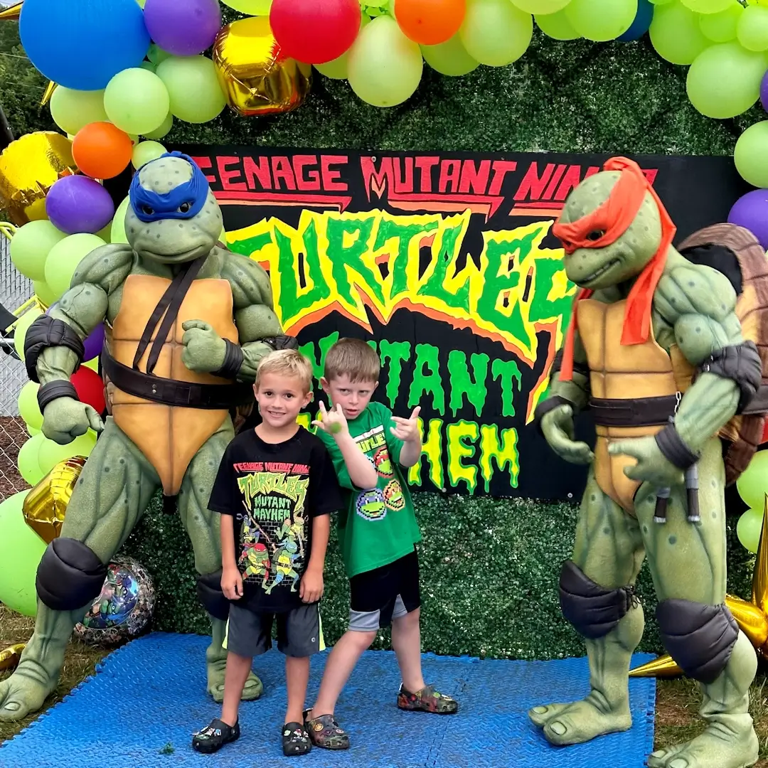 home-slideshow-tmnt-backdrop